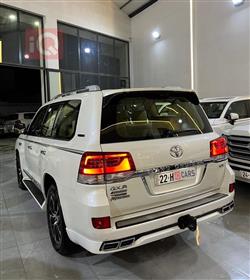 تويوتا لاندكروزر